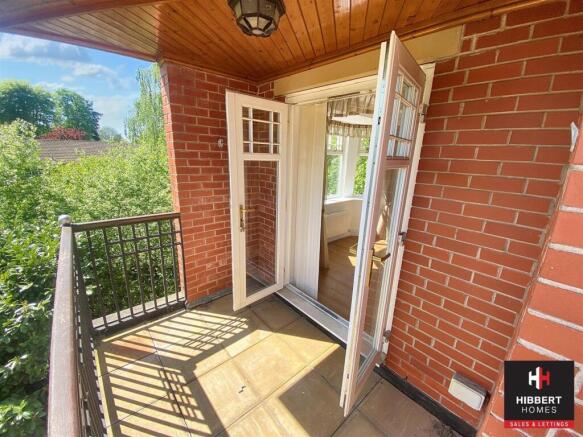 BALCONY 1.jpg