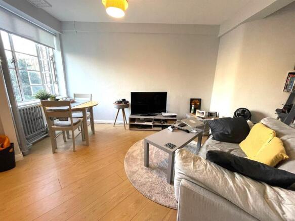 WhatsApp Image 2025-11-07 at 14.58.50.jpeg