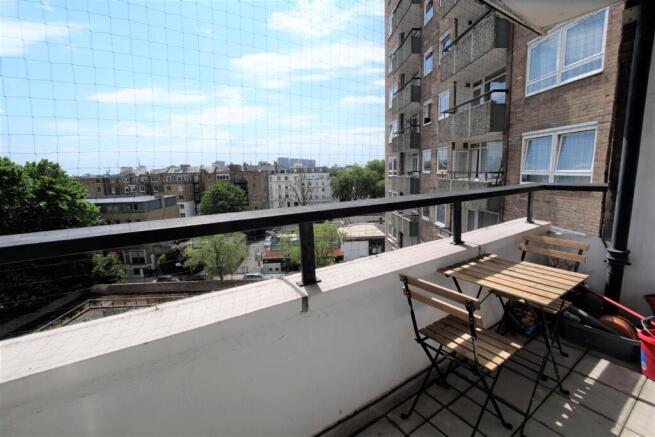 DSCF4291 - Balcony.jpg