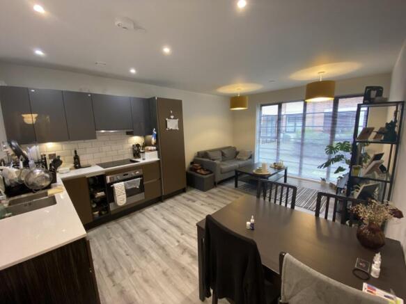 Lounge/Kitchen