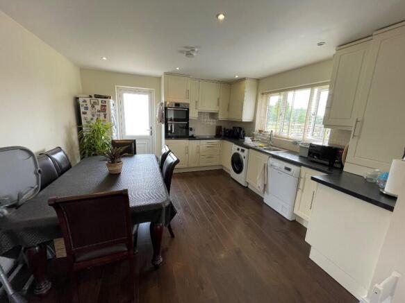 Kitchen Dining room