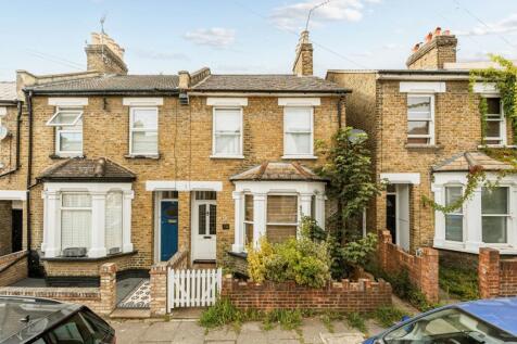 Grosvenor Road, Brentford TW8