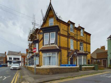 Bridlington - 5 bedroom block of apartments for sale