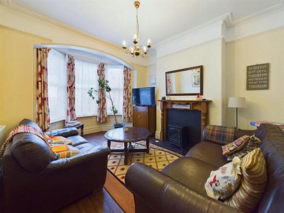 Lounge: