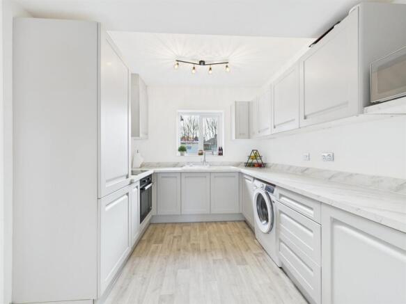 Kitchen: