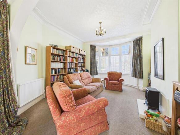 Lounge: