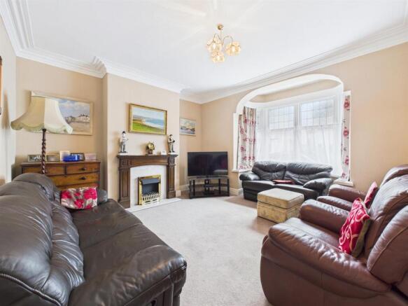 Lounge: