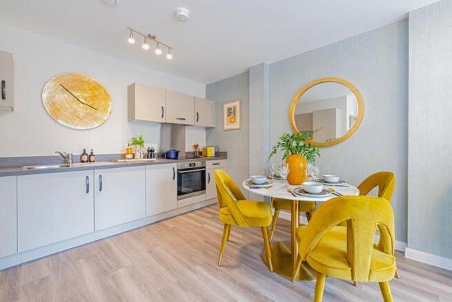Valence House Apartment