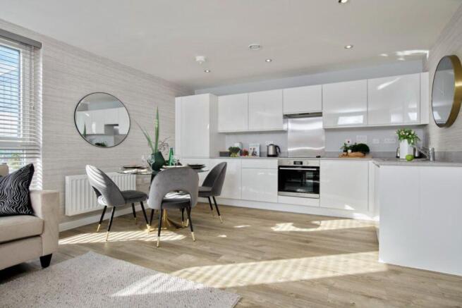 Upper Longcross show home