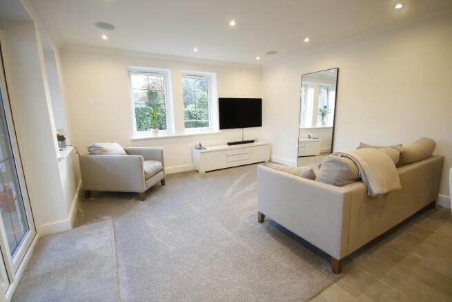 Dual Aspect Lounge 