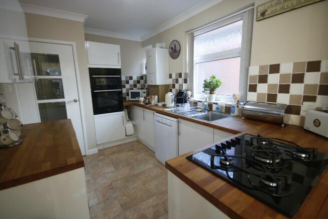Modern Kitchen 