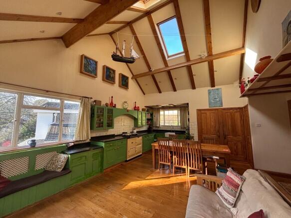 Kitchen/Breakfast Rm
