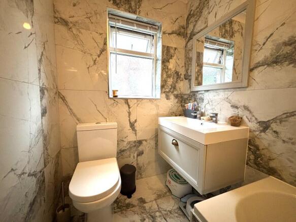 Modern Bathroom