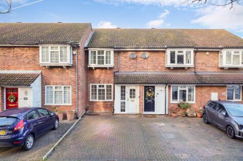 Cemetery Road, Houghton Regis, LU5