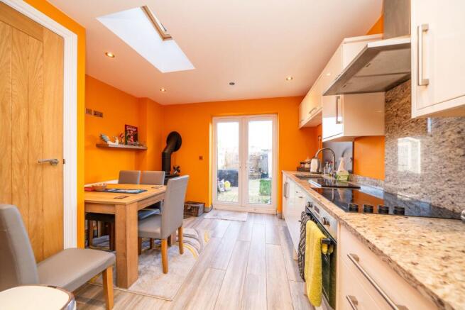 Kitchen / Dining Romm