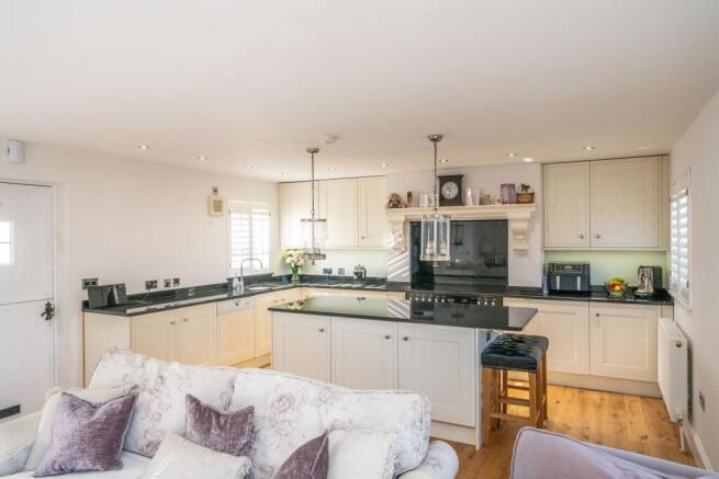 Kitchen / Living Room
