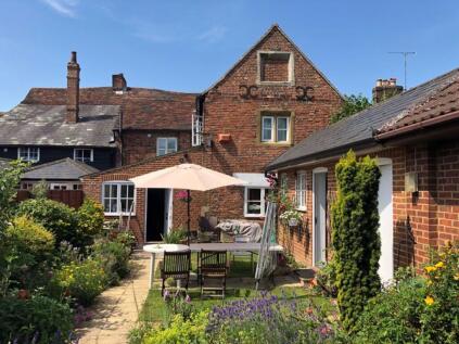 High Street, Redbourn, AL3