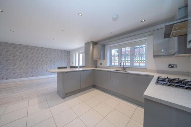 Open Plan Living Room & Kitchen