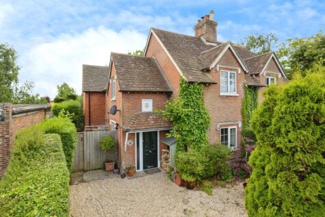 The Moor, Hawkhurst, Cranbrook, Kent, TN18