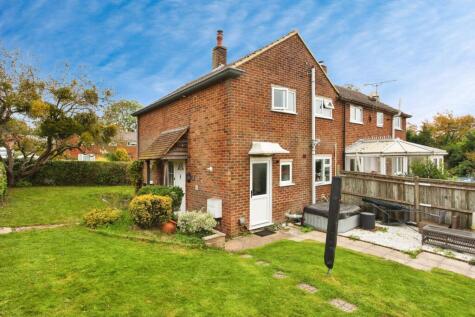 All Saints Road, Hawkhurst, Cranbrook, Kent, TN18