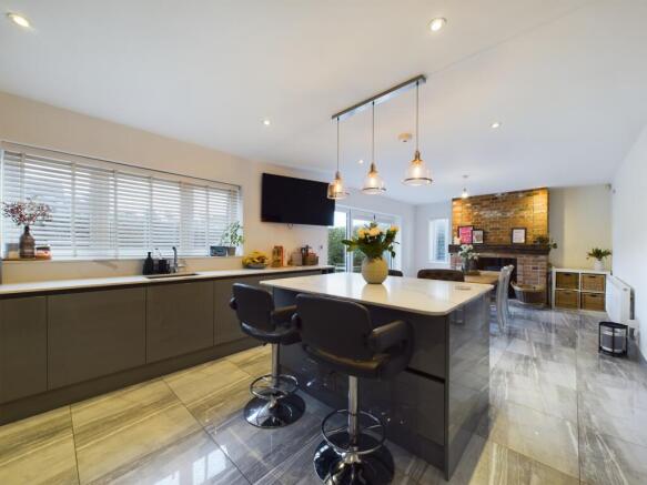 Dining Kitchen