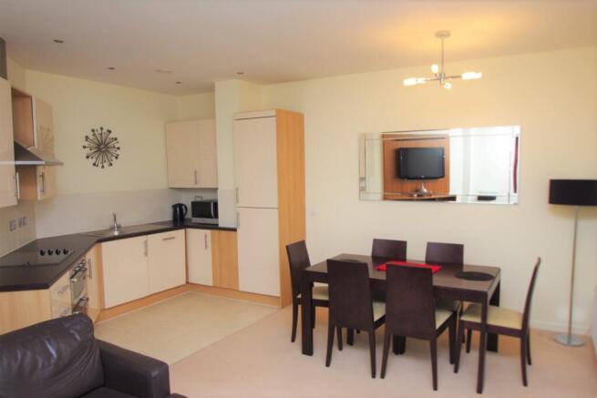 Kitchen / Living Room 