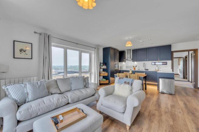 Open Plan Kitchen / Living Room 