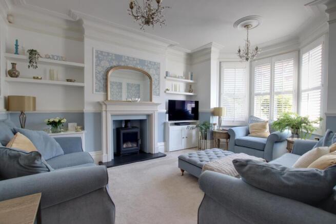 SITTING ROOM