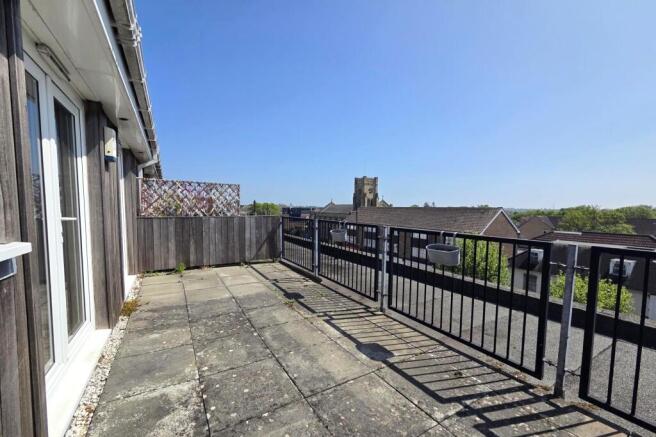 ROOF TERRACE