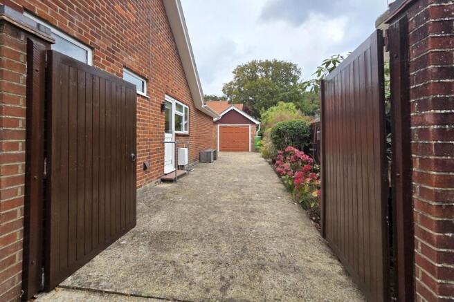 GATED SIDE ACCESS