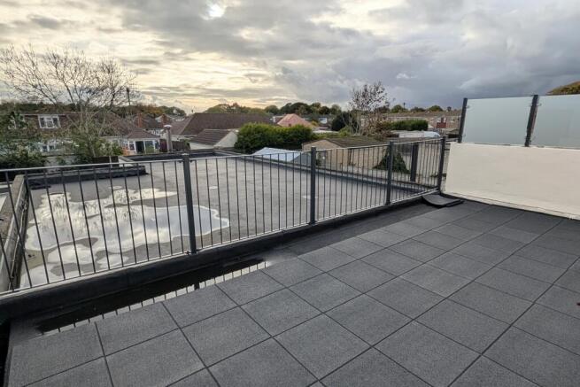 SUN DECK