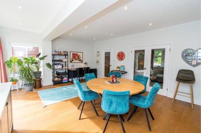 vendors own dining.jpg