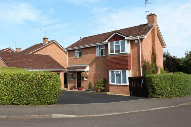 Property for sale in valley park chandlers ford #1