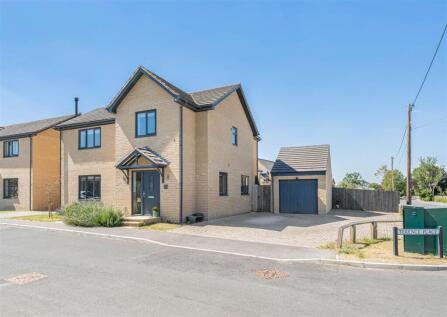 Terence Place, Fordham