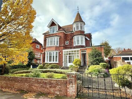 Milnthorpe Road, Meads, Eastbourne, East Sussex, BN20