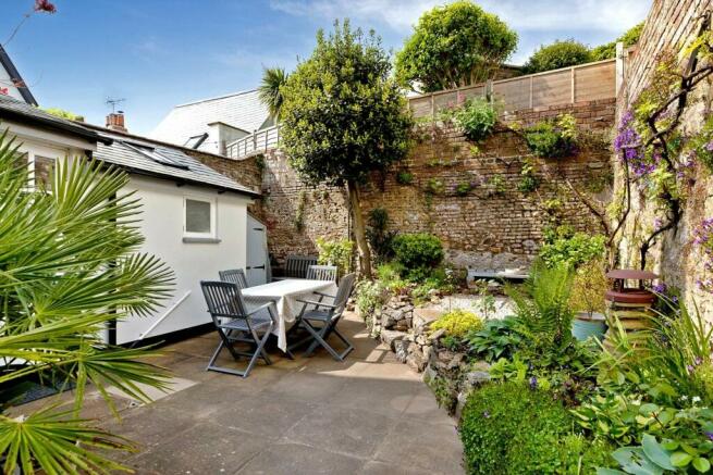 Courtyard Garden