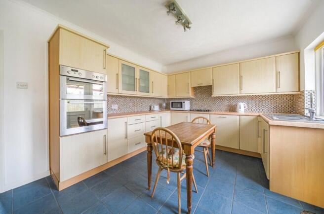 Kitchen/Breakfast Rm