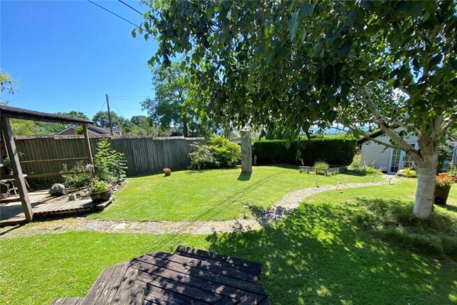 Sunny Garden