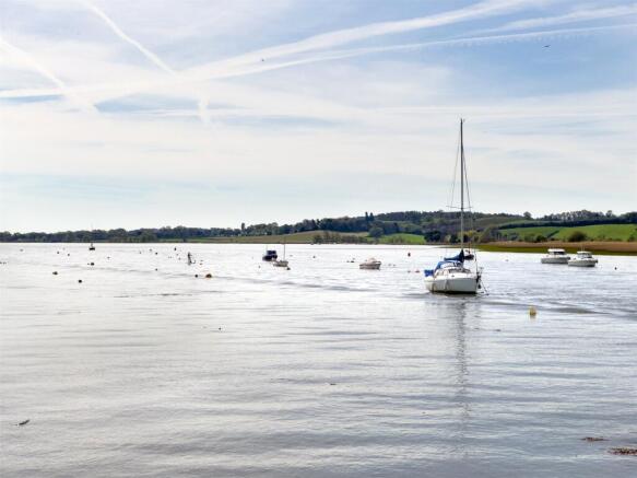 Estuary Views