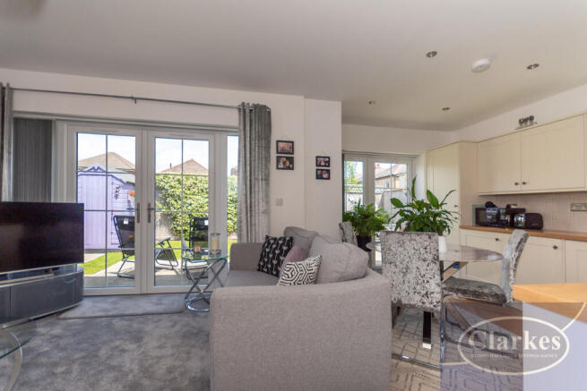 FC_047 5 HENRY JOY CLS_020