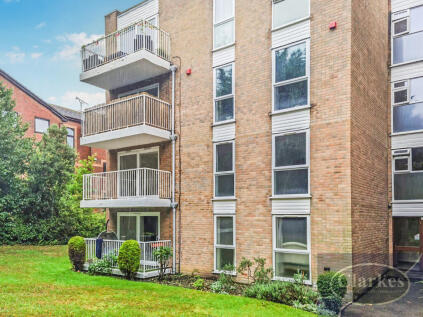 2 BEDROOM First Floor Flat in  Meyrick Court