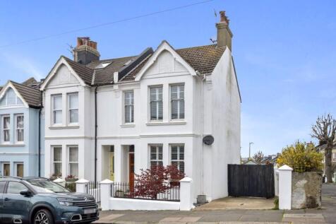 Queens Park Rise, Queens Park, Brighton BN2 9ZF