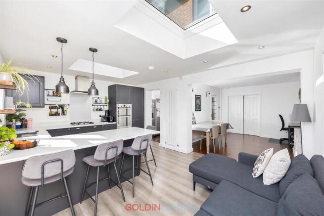 Kitchen/Breakfast Room