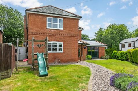 Petersfield Road, Cheriton, SO24