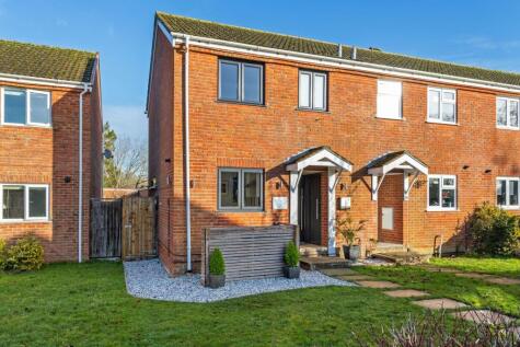 Pennington Close, Colden Common, SO21
