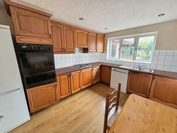 Kitchen / Breakfast Room