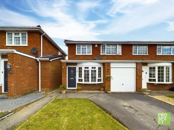 3 Bedroom End Of Terrace House For Sale In St Marys Road Sindlesham