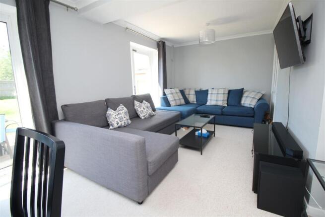 Living room.JPG