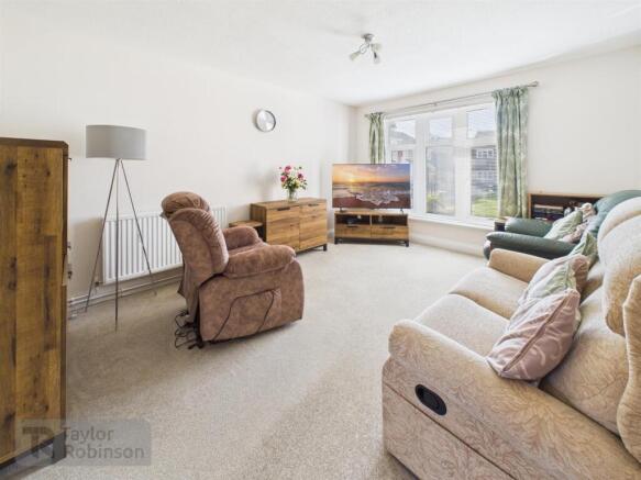 CAM02600G0-PR0569-STILL024.jpg