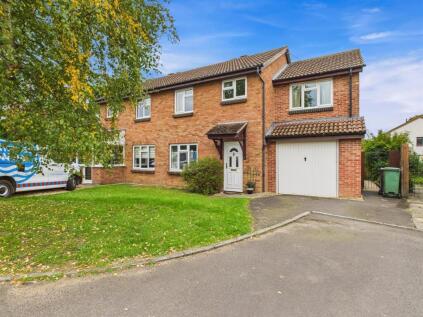 Norman Close, Chippenham